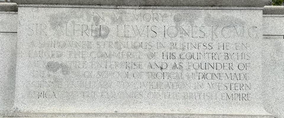 Memorial%20of%20Sir%20Alfred%20Lewis%20Jones%2C%20Liverpool%20-%2003.jpg